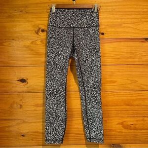 Lululemon Wunder Under High Rise 7/8 Leggings Daisy White Black 6 W5AOXS NWOT